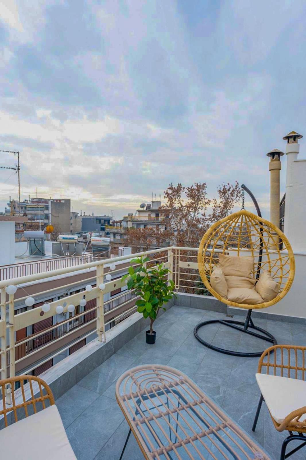 Pomegranate Luxury Penthouse Maisonette With Beautiful Terrace & Free Parking By Binobi ! 塞萨洛尼基 外观 照片