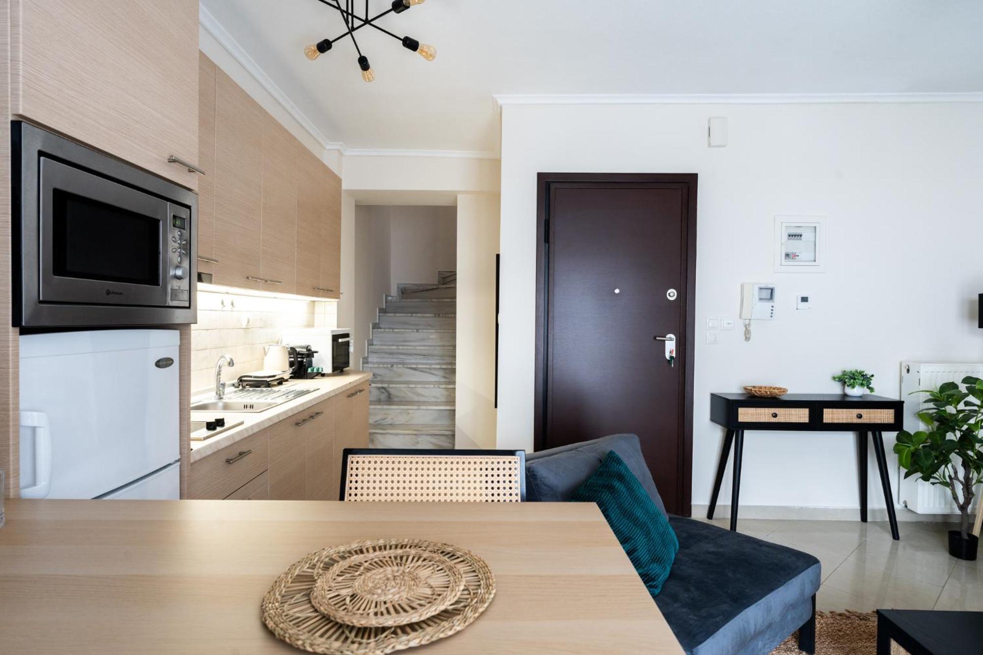 Pomegranate Luxury Penthouse Maisonette With Beautiful Terrace & Free Parking By Binobi ! 塞萨洛尼基 外观 照片